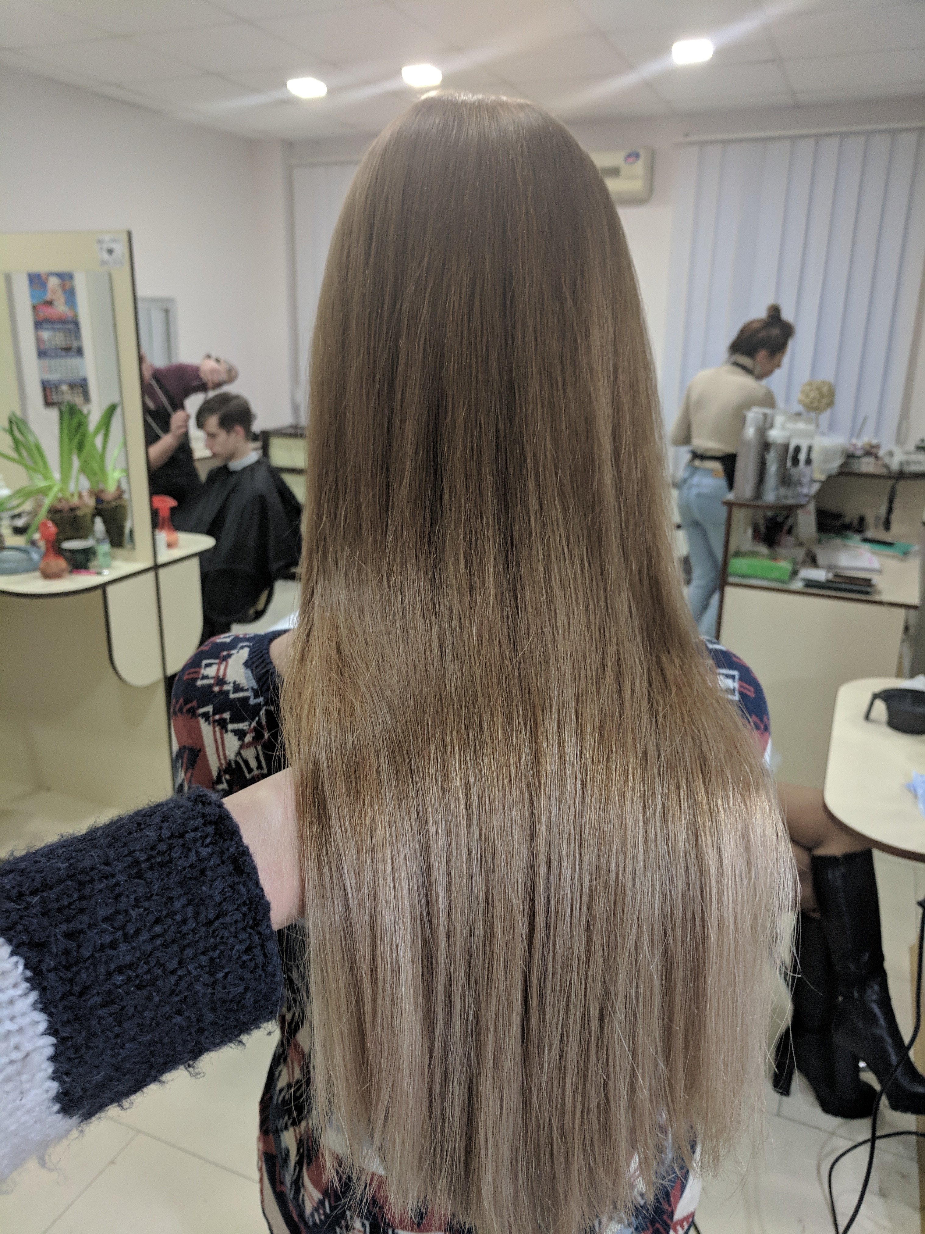 Сложное окрашивание темный блонд растяжка цвета, фото - Парикмахер Виктория Шевченко