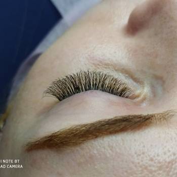 Наращивание ресниц, объем 2d