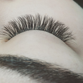 Наращивание ресниц
                    Лешмейкер Екатерина Запоріжжя