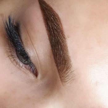 Пудровые брови
                    Косметолог Анна Вінниця