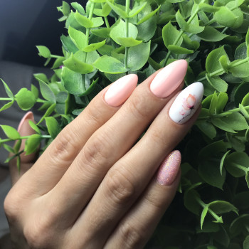Манікюр, фото - Нігтьова студія The Nail Room