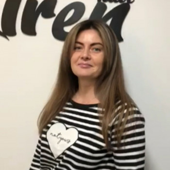 Окрашивание волос
                    Перукар Ирина Київ