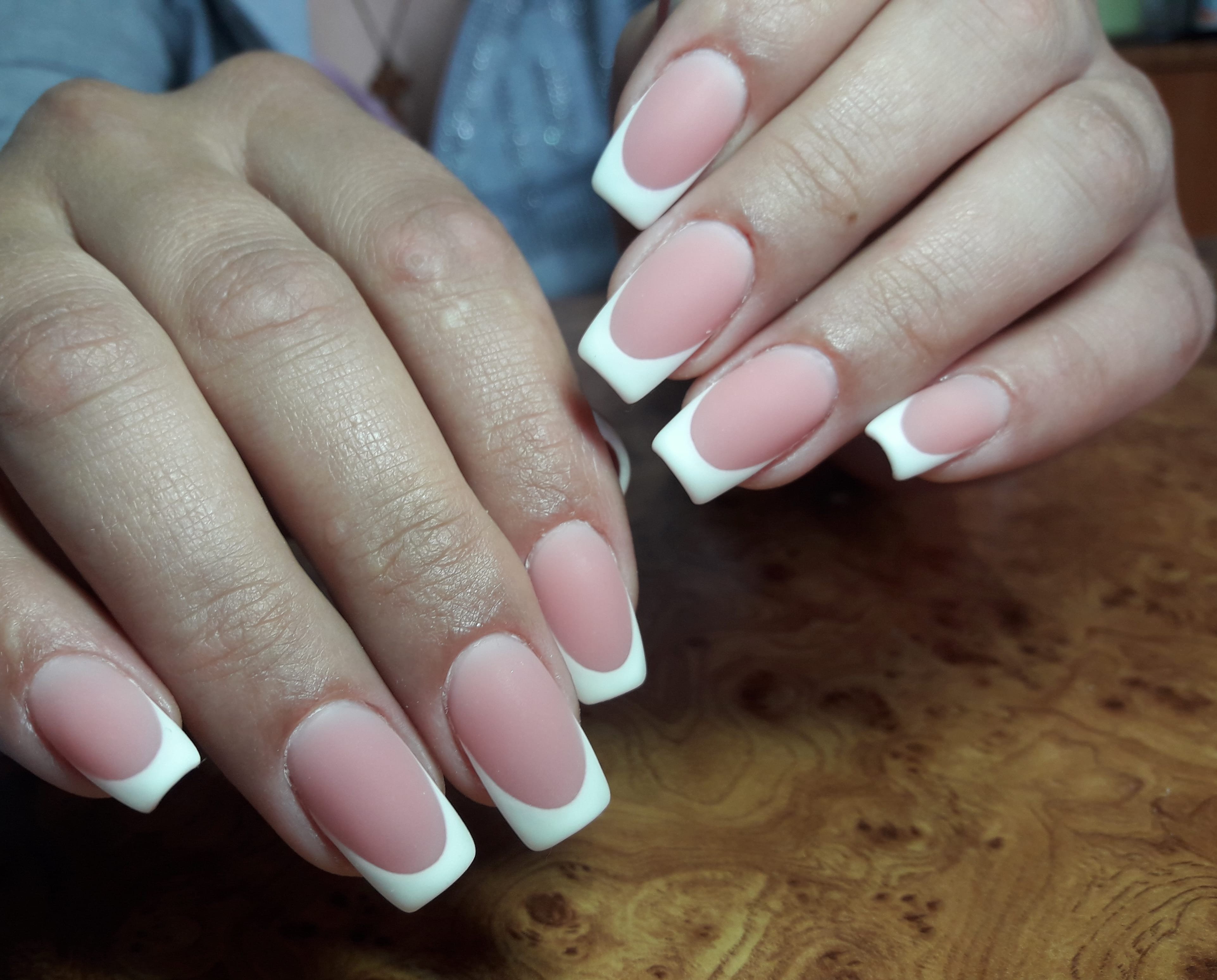 Французький манікюр рожевий на квадратні нігті, фото - Майстер манікюру Оксана Галенко