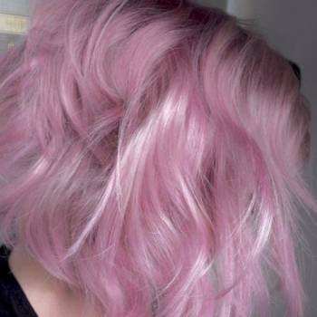 Яркие окрашивания.