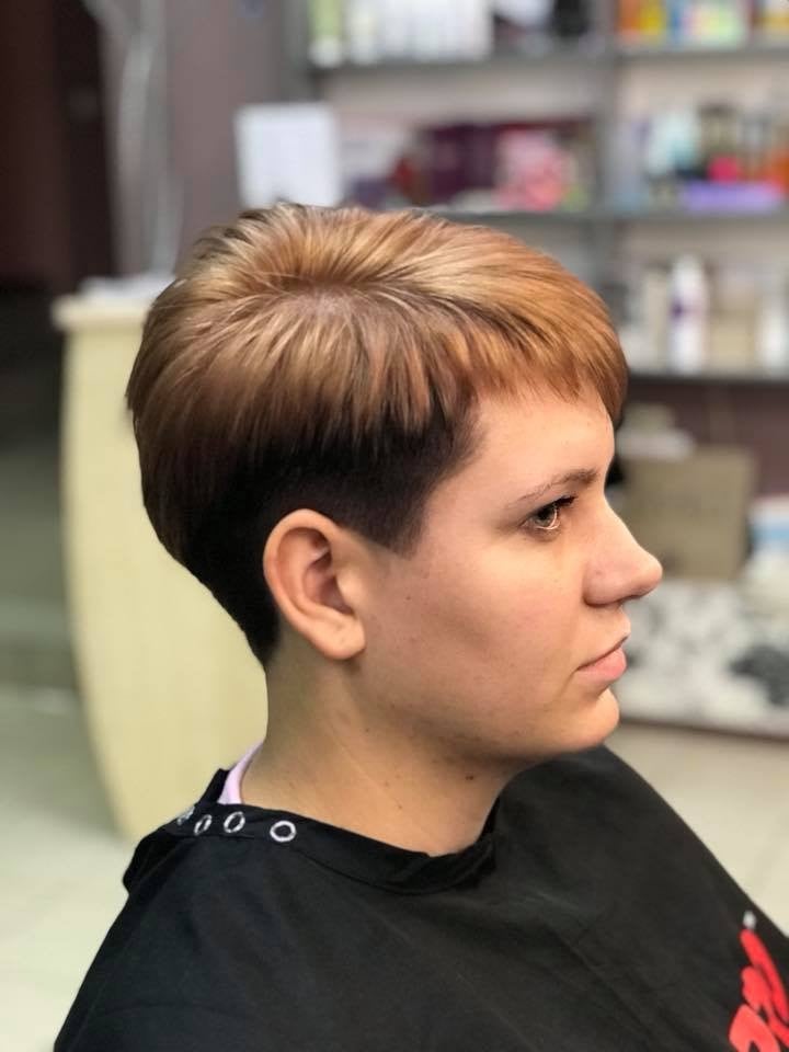 Стрижка піксі боб гарсон стрижки після 50 років, фото - Салон краси Лия