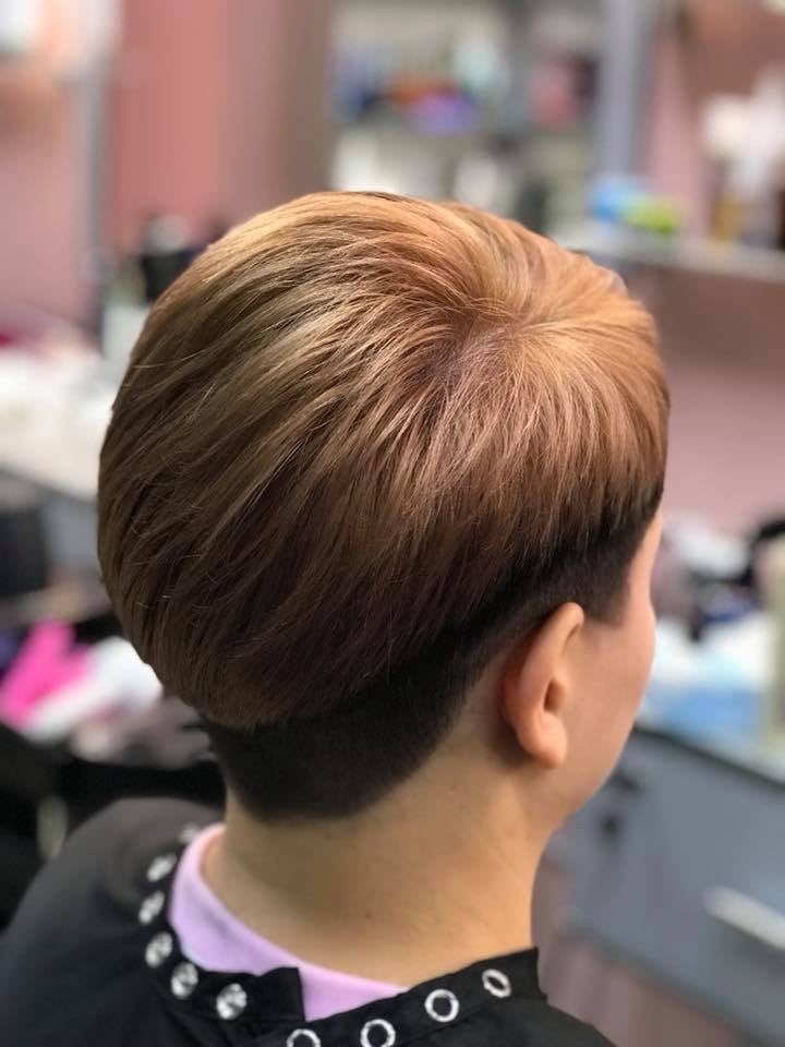 Стрижка гарсон скрытое окрашивание сплит, фото - Салон красоты Лия