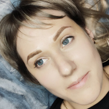 Пудрові брівки 
 