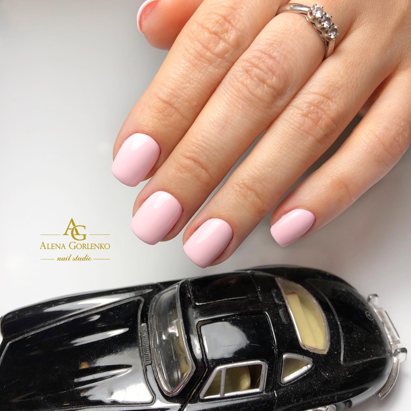 Ніжний манікюр рожевий у пастельних тонах, фото - Нігтьова студія AG nail studio
