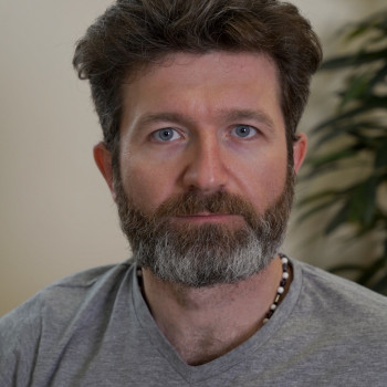 Камуфляж сивини
                    Салон красоты Leo Киев