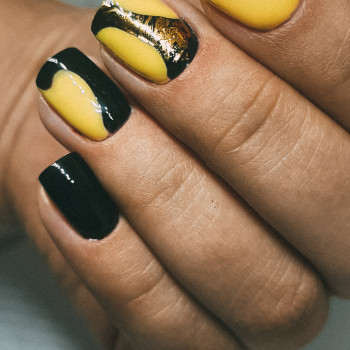 Фото из портфолио мастера Наталия Шестиалтынова (мастер маникюра, Харьков)