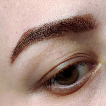 Брови фарбою okis