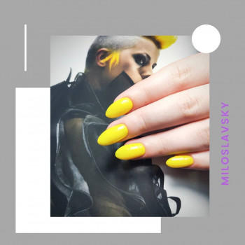 Яркий маникюр с покрытием Троещина в MiloslavSky