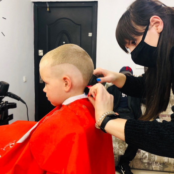 Постричь малыша Бровары парикмахерская рядом