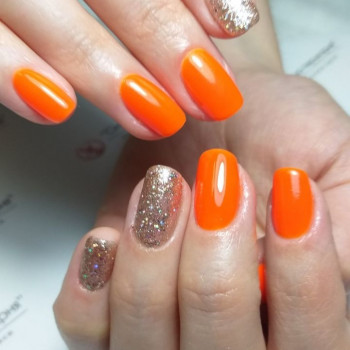 Укрепление ногтей гелем Бровары салон красоты