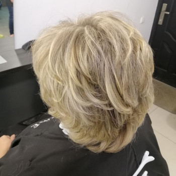 Сделать тонирование волос Бровары салон красоты рядом