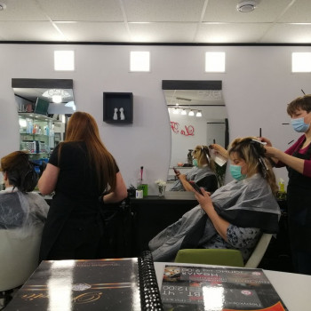 Сделать кератиновую завивку волос Бровары салон красоты