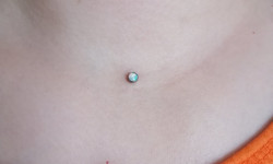 Мікродермал Мастер по пирсингу Екатерина Киев