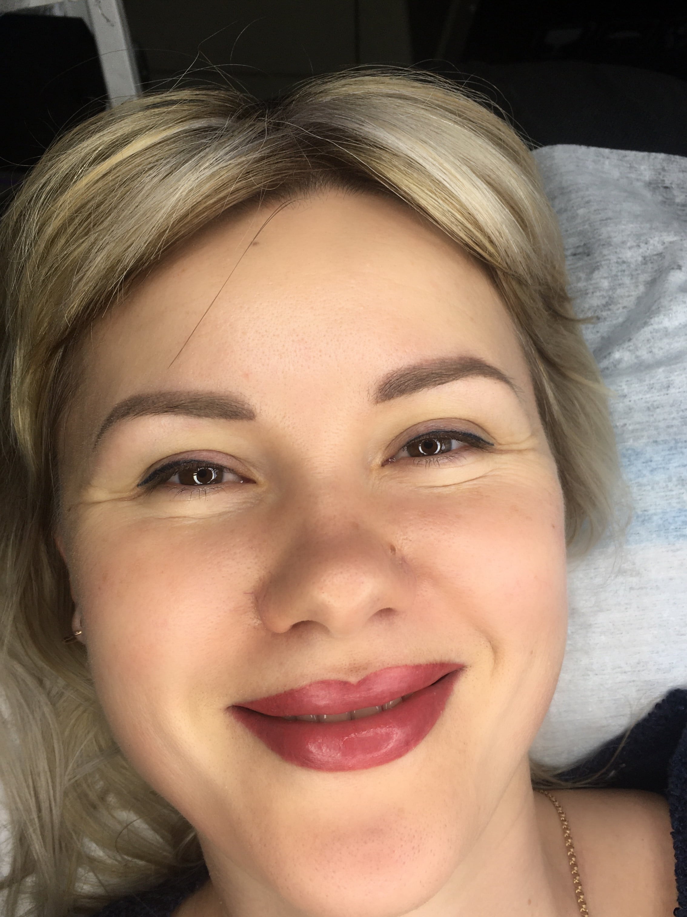 Пудрові брови татуаж губ перманентний макіяж, фото - Викладач курсів краси Инга Максимова