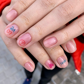 Фото с портфолио THIS IS MANIC nail studio