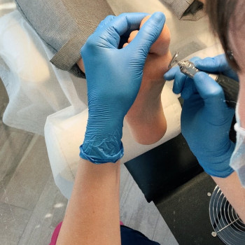 Фото с портфолио THIS IS MANIC nail studio