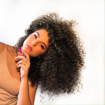 Афрокучері, афролокони
                    Перукар-стиліст Валерия Одеса