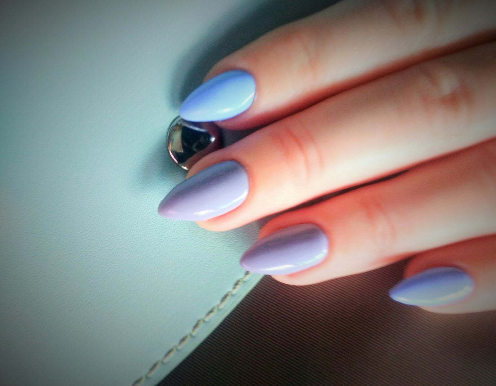 Манікюр на довгі нігті омбре фіолетовий, фото -  Nail Bar