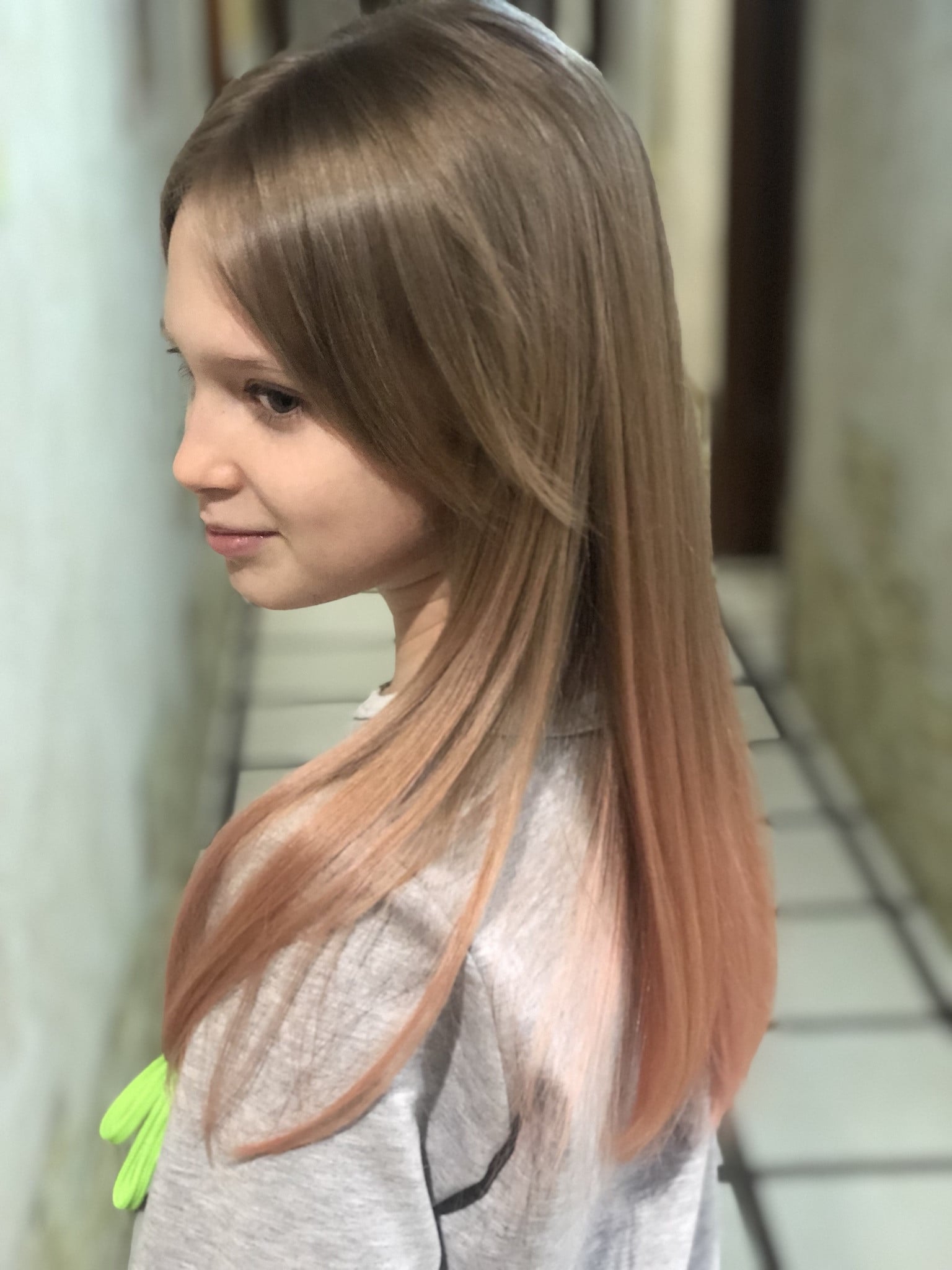 Стрижка на средние волосы для девочки омбре, фото -  Яна Шевчук