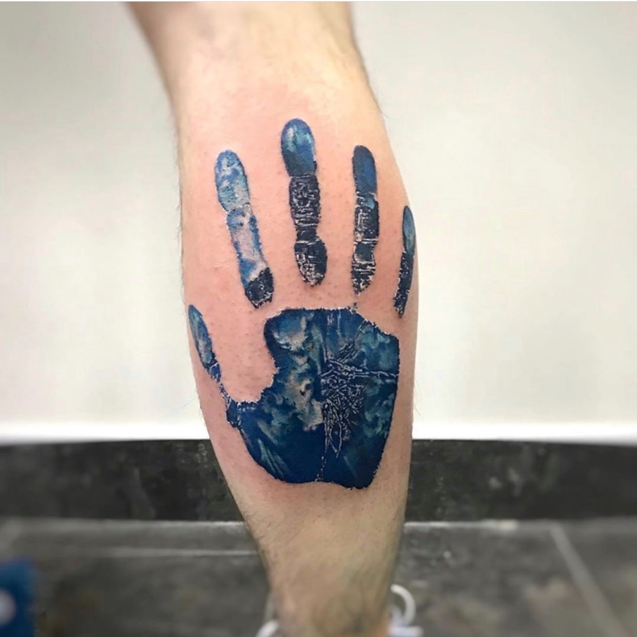 Мужские на ноге цветные, фото - Тату салон Black Ink Tattoo Studio