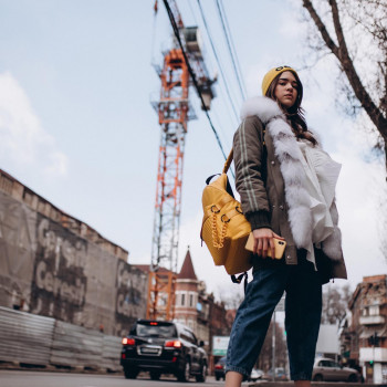 Фотосессия в городе для девушки, фото - Фотограф Юрий Коротич