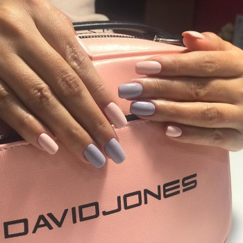 Нарощування нігтів