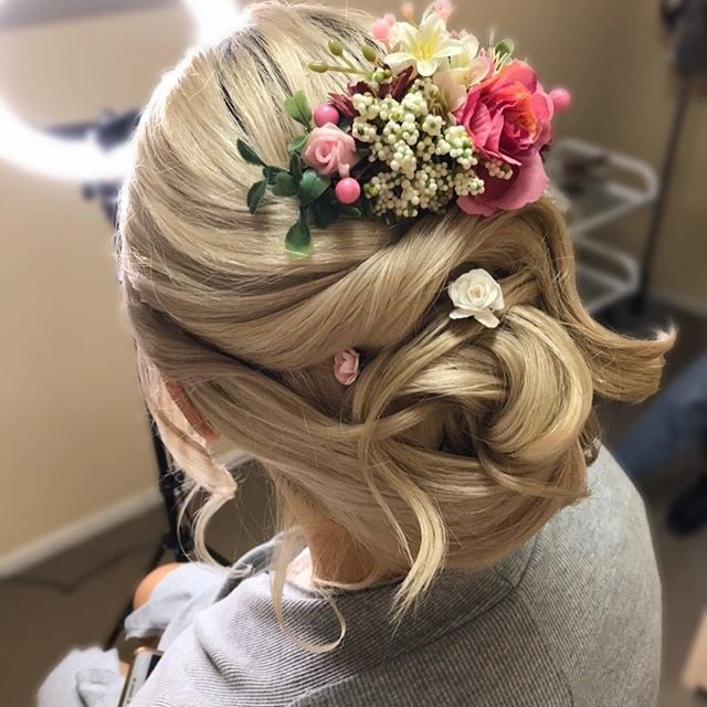 Укладка волосся весільна зачіска блонд, фото - Студія краси Only Beauty