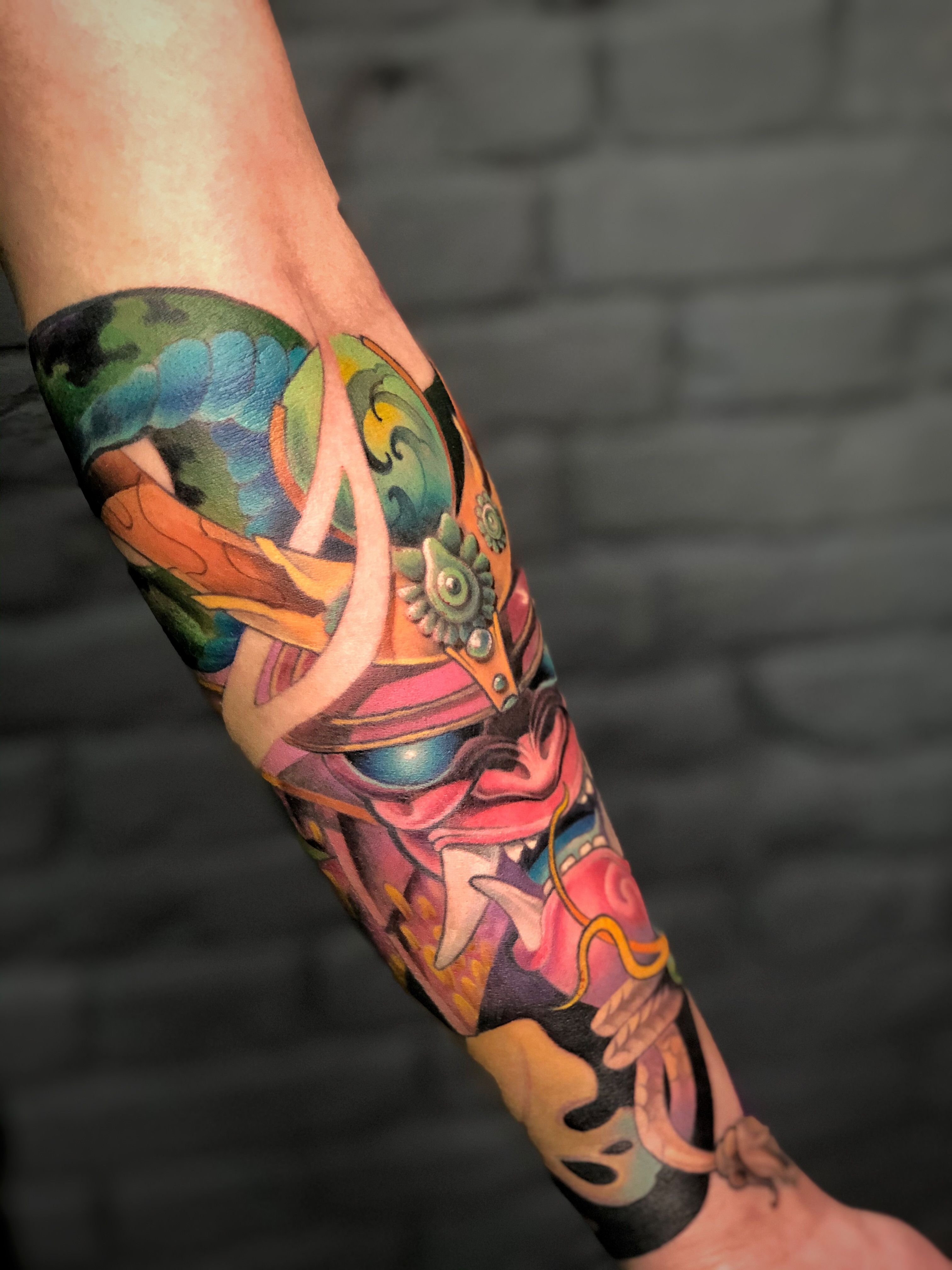 Для хлопців на передпліччі рукав, фото - Тату салон THUNDER TATTOO