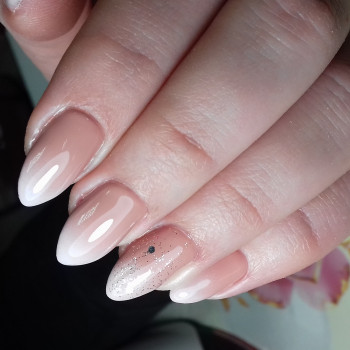 Дизайн ногтей "Омбре"