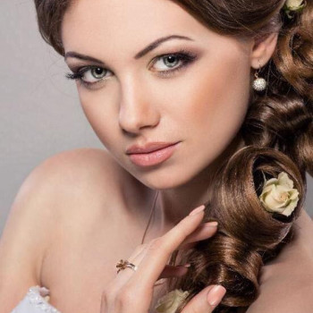 Зачіски (весільні, вечірні, экспрес)
                    Салон красоты OBeautyHub Запорожье