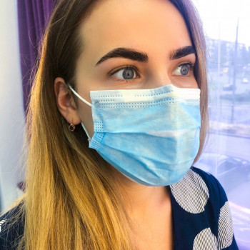 Моделирование и окрашивание бровей