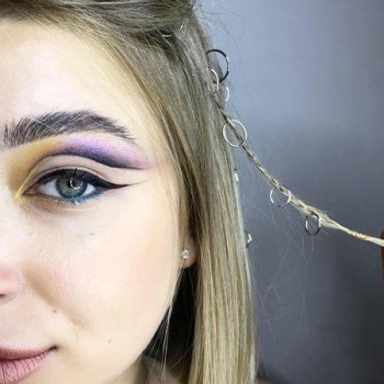 Косичка с пирсингом
                    Мастер маникюра Анна Днепр