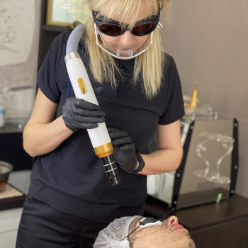 Карбоновий пілінг
                    Мастер перманентного макияжа Олена Леган Львов