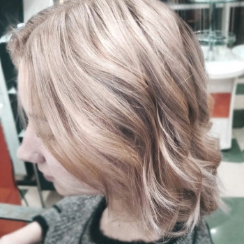 Окрашивание air touch (эир тач)
                    Перукар Елена Харків