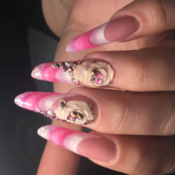 Наращивание ногтей акрилом
                    Мастер маникюра Карина Быковец Полтава