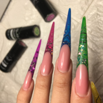 Наращивание ногтей акрилом
                    Мастер маникюра Карина Быковец Полтава