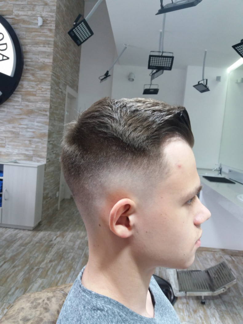 Вартість чоловічої стрижки fade, фото -  