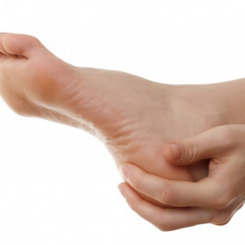 Спа уход ног с вибромассажем
                    Косметолог-ін'єкціоніст Елена Харків