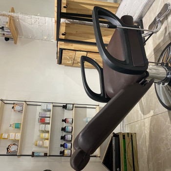 Место для парикмахера
                    Салон красоты Brave Beauty Bar Киев