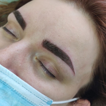 Микроблейдинг бровей
                    Візажист Юлия Київ