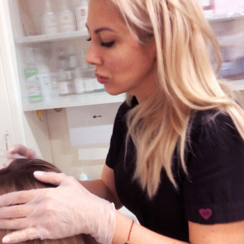 Мезотерапия для волос
Эффективно восстанавливает и