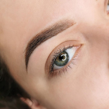 Пудровые брови
                    Студія татуажу Lbar Київ