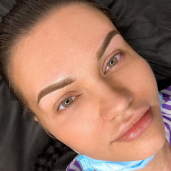 Пудровые брови
                    Студія татуажу Lbar Київ