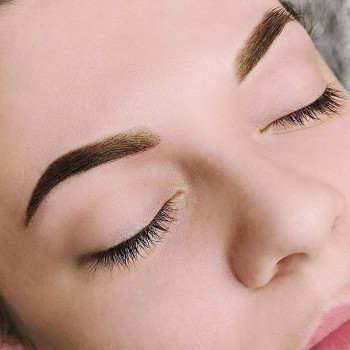 Пудровые брови
                    Студія татуажу Lbar Київ