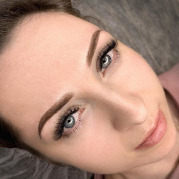 Пудровые брови
                    Студія татуажу Lbar Київ