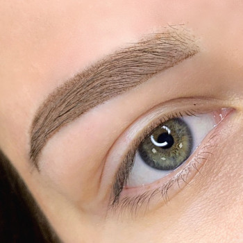 Пудровые брови
                    Студія татуажу Lbar Київ